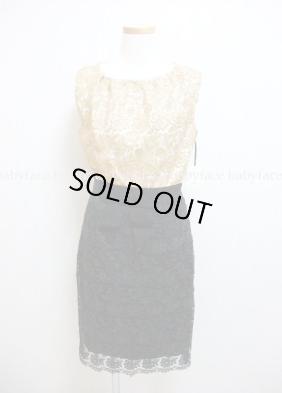 画像2: 【美馬怜子さんに衣装提供】Milly ミリー  花柄Grace Dress (2)