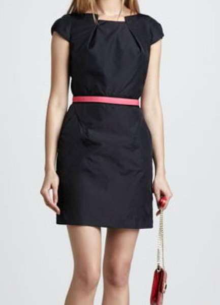 画像1: Milly      Tuck-Neck Belted Sheath Dress  (1)