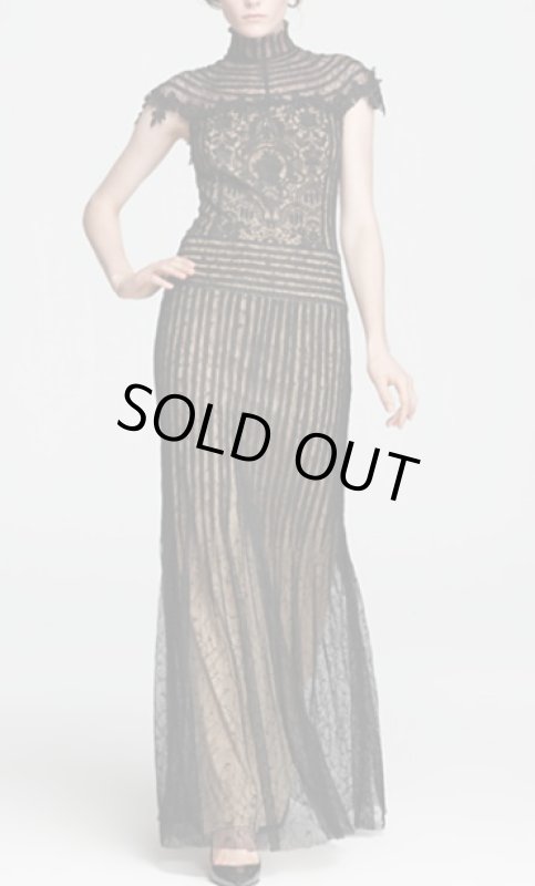 画像1: 【Lily Rabe愛用、浅尾美和さんご着用、ELLE掲載】Tadashi Shoji  タートルネックミックスレースロングドレス ブラック (1)