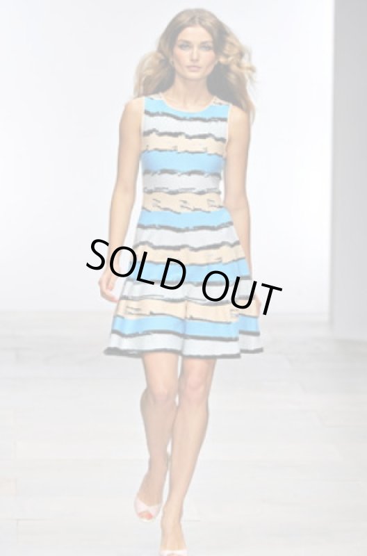 画像1: 【ヘルタースケルター、沢尻エリカさん着用】Issa London 　ストライプニットドレス  82801 (1)