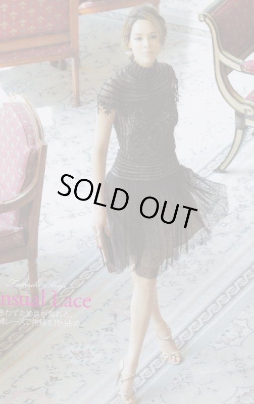 画像2: 【ヴァンサンカン掲載、浅野温子さんご着用】Tadashi Shoji タートルネックミックスレースドレス ブラック (2)