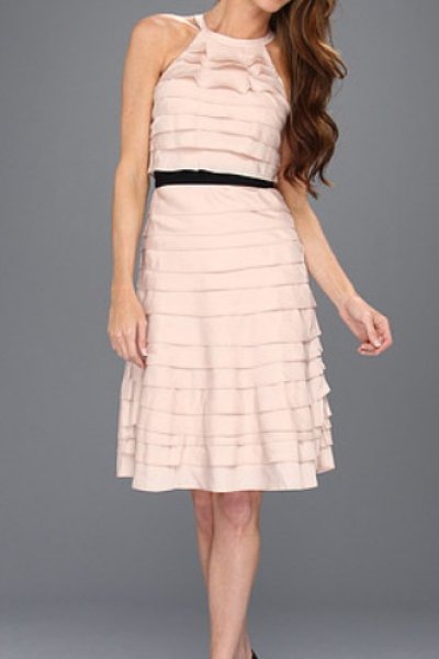 画像1: 【美人百花掲載】BCBG MAXAZRIA   Madison Ruffle Tier Halter Dress  (1)