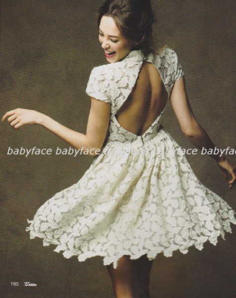 画像2: 【ヴァンサンカン、美人百花、ミスプラス掲載】Alice + Olivia    JAYNA LACE OPEN BACK FLARE DRESS  30905 (2)