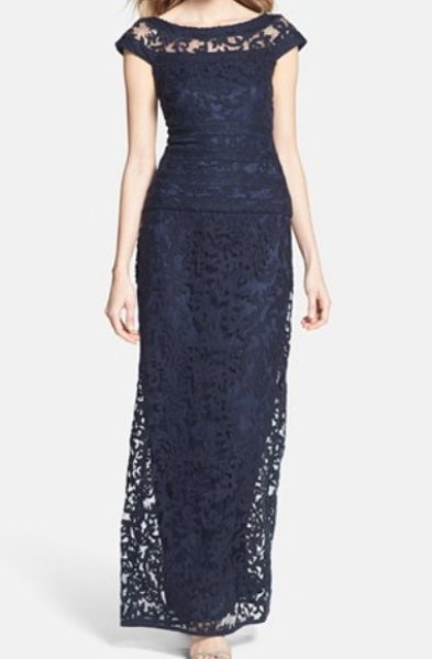 画像1: Tadashi Shoji　　　Illusion-Neck Lace Gown 　ネイビー系 (1)