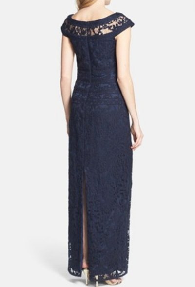 画像1: Tadashi Shoji　　　Illusion-Neck Lace Gown 　ネイビー系