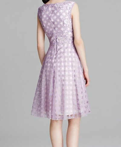 画像2: 【ヴァンサンカン掲載、原田美枝子さんご着用】Tadashi Shoji     Lattice and Floral Embroidered Tulle Dress