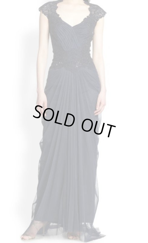 画像1: 【JUJUさんご着用】Tadashi Shoji 　　　　Beaded V-Neck Gown ネイビー (1)