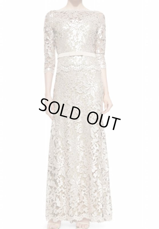 画像1: Tadashi Shoji   Lace Bow-Waist Gown   Ginseng  (1)