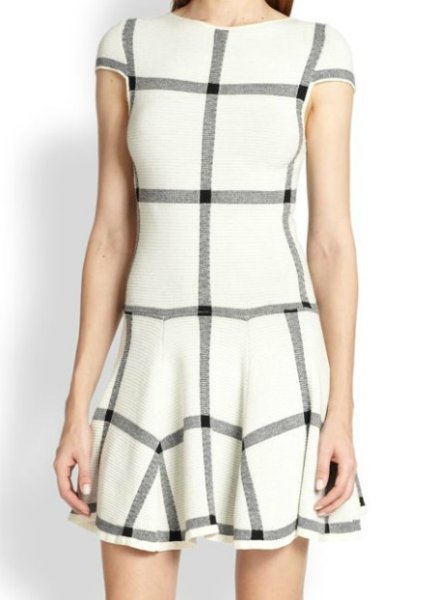 画像1: ドラマ【プリティ・リトル・ライヤーズ使用】Alice + Olivia　　Selma Checkered Drop-Waist Dress  12076 (1)