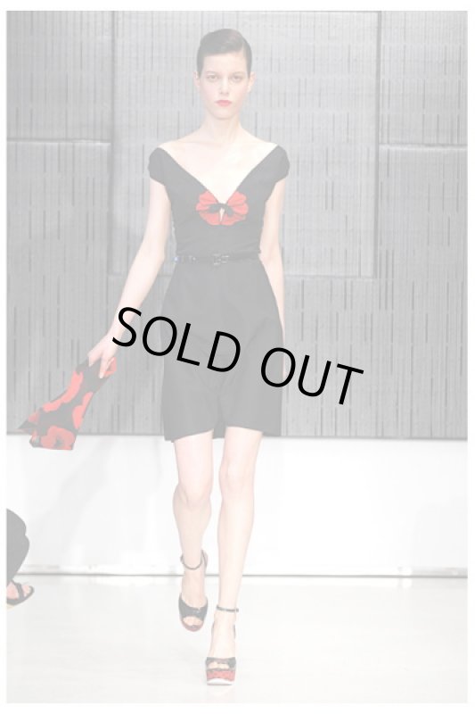 画像1: YVES SAINT LAURENT    Black Poppy Applique Dress  (1)