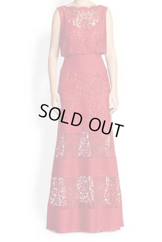画像1: Tadashi Shoji    Lace Banded-Waist Gown　レッド系 (1)