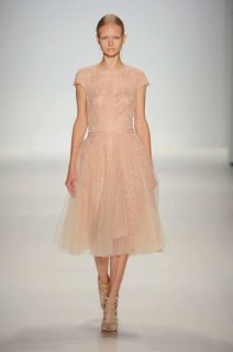 半袖　タダシショージ　ゴールド　ピンクベージュ　着画あり 中古・古着通販】TADASHI SHOJI (タダシ ショージ) レース