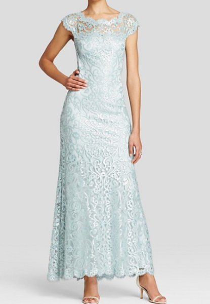 画像1: Tadashi Shoji　　 Off-The-Shoulder Sequined Lace Gown　ミント ブルー系 (1)