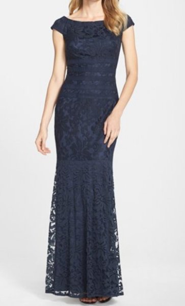 画像1: Tadashi Shoji Textured Lace Mermaid Gown  ネイビー (1)