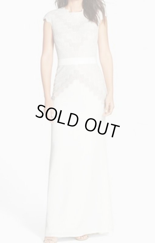 画像1: Tadashi Shoji      Cap Sleeve Lace & Crepe Gown　アイボリー (1)