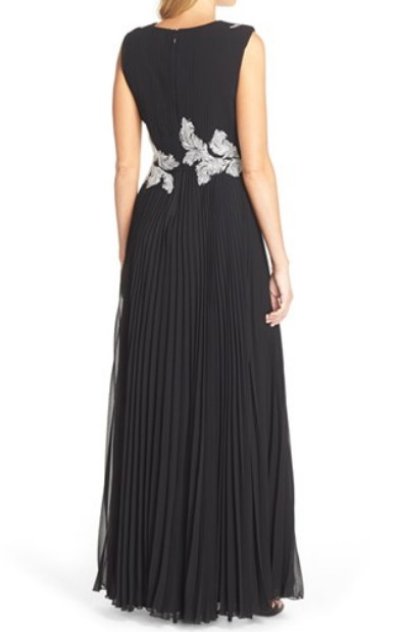 画像2: セール！Tadashi Shoji  タダシショージ    Embroidered Chiffon Fit & Flare Gown ブラック