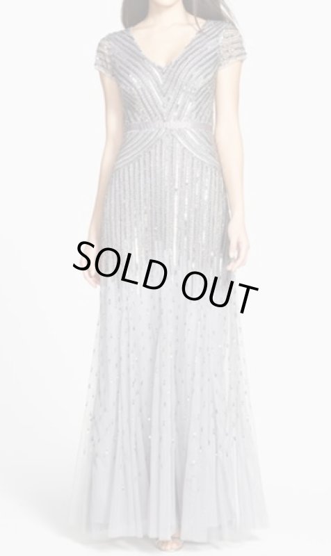 画像1: 【ドラマ使用】Adrianna Papell　　 Cap-Sleeve Sequined Gown  シルバー (1)
