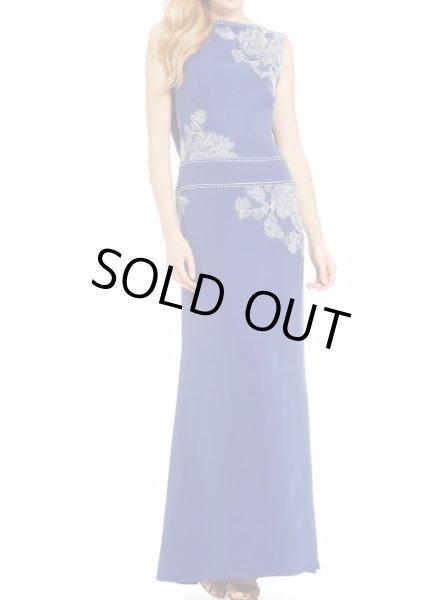 画像1: 【シャーロット・ケイト・フォックスさんご着用】Tadashi Shoji    　 Cowl-Back Crepe Gown　ブルー系 (1)