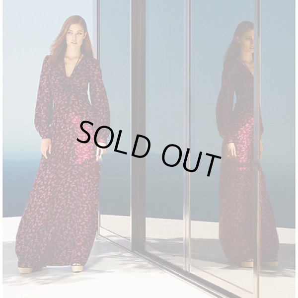 画像2: 【雑誌表紙、セリーナゴメス着用】GUCCI グッチ Heartbeat Print Silk Cross Front Gown (2)