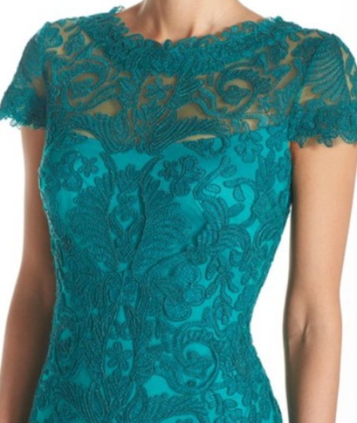 画像3: 【ヴァンサンカン掲載】Tadashi Shoji    Corded Embroidery on Tulle Cap Sleeve Dress アクア ブルー系、グリーン系 (3)