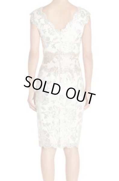 画像2: Tadashi Shoji     Two-Tone Sequin Lace Sheath Dress (2)