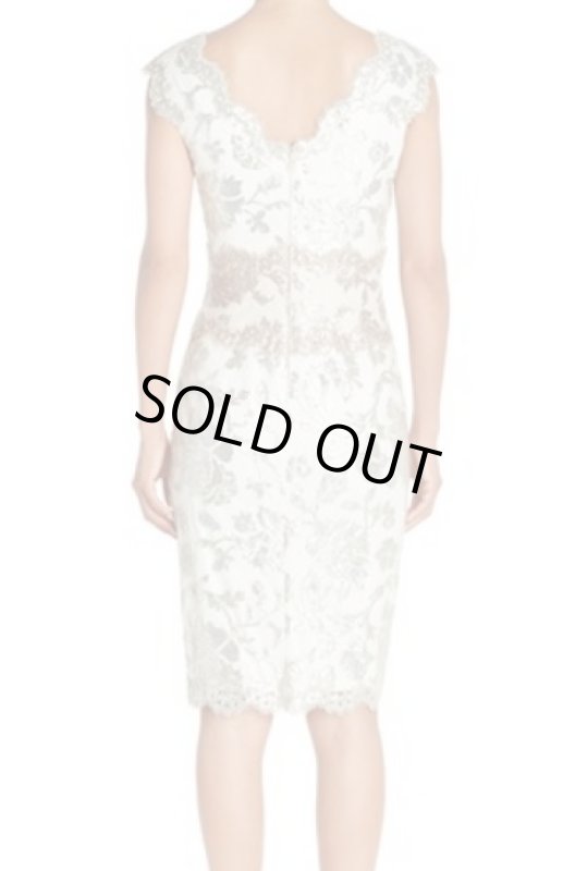 画像2: Tadashi Shoji    　Two-Tone Sequin Lace Sheath Dress (2)