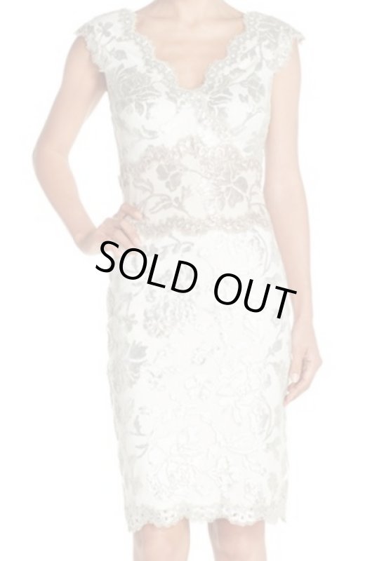 画像1: Tadashi Shoji    　Two-Tone Sequin Lace Sheath Dress (1)