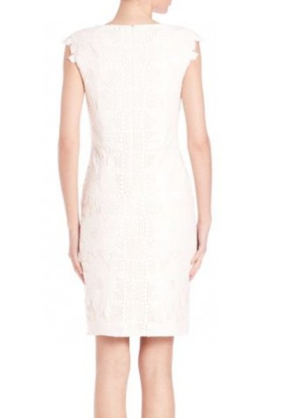画像4: 【ヴァンサンカン掲載、May Jさんご着用】Tadashi Shoji    Lace Applique Sheath Dress アイボリー (4)
