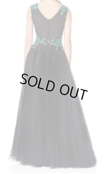 画像2: 【北川景子さんご着用】Tadashi Shoji   タダシショージ  Sleeveless Blossom Tulle Gown ブラック (2)