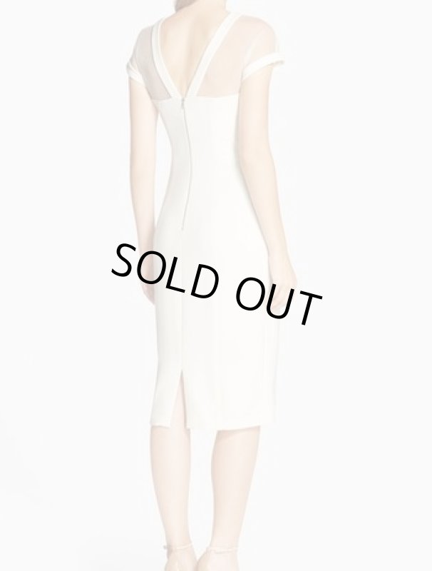 画像2: ドラマ【BONES使用】Maggy London　マギーロンドン　Illusion Dress OYSTER (2)