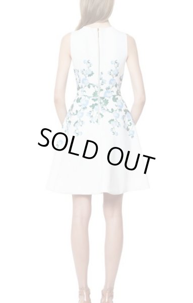 画像2: 1点のみ再販売!【内田有紀さん着用、雑誌掲載】ERIN erin fetherston エリンフェザーストン Suzie Dress アイボリーマルチ(ブルー) (2)