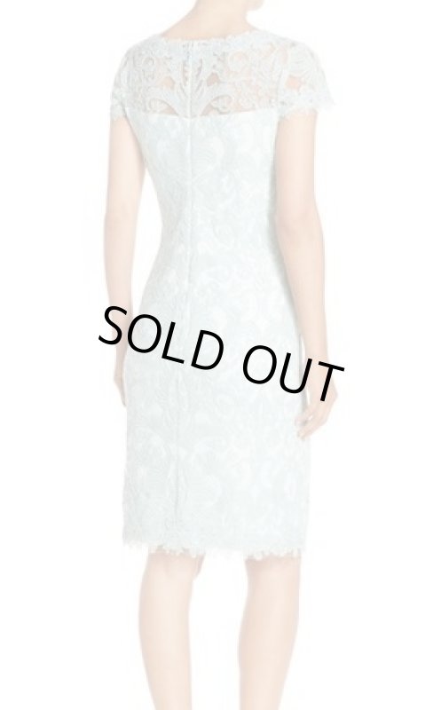 画像2: 【雑誌掲載】Tadashi Shoji  タダシショージ Corded Embroidery on Tulle Cap Sleeve Dress　ミント　ブルー系 (2)