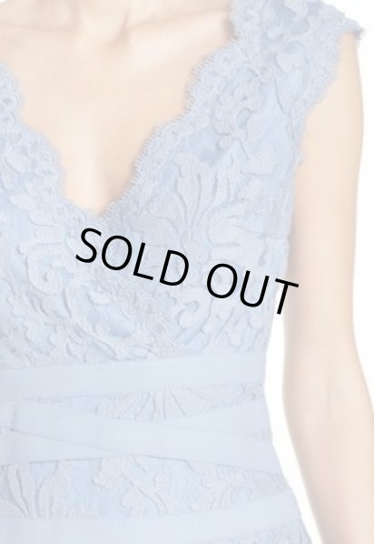 画像4: Tadashi Shoji タダシショージ Scalloped-Neck Lace Cocktail Dress ブルーストーン (4)