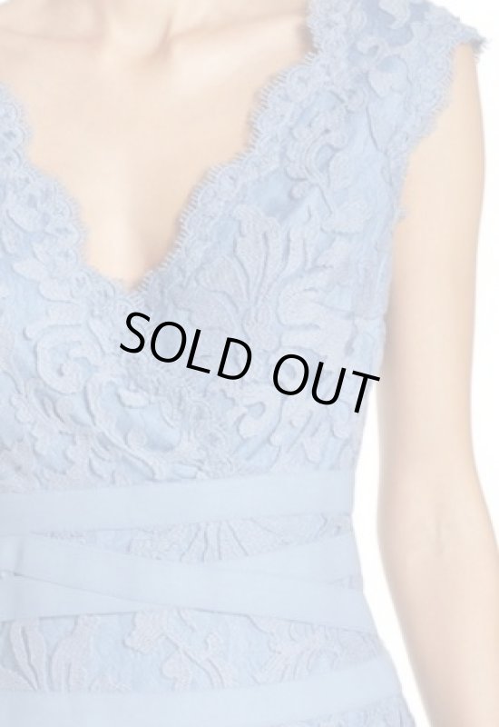 画像4: Tadashi Shoji タダシショージ Scalloped-Neck Lace Cocktail Dress ブルーストーン (4)