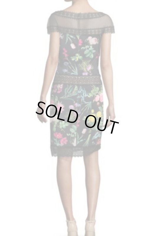 画像4: 1点のみ即発！Tadashi Shoji タダシショージ　Missy-8 Sheer Floral Sheath Dress　ブラック (4)