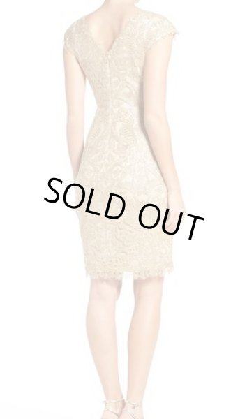 画像2: Tadashi Shoji  タダシショージ  Corded Lace Tulle Sheath Dress ゴールド (2)