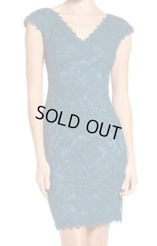 画像1: Tadashi Shoji  タダシショージ 　Corded Lace Tulle Sheath Dress　starry night　ブルー系、グリーン系 (1)
