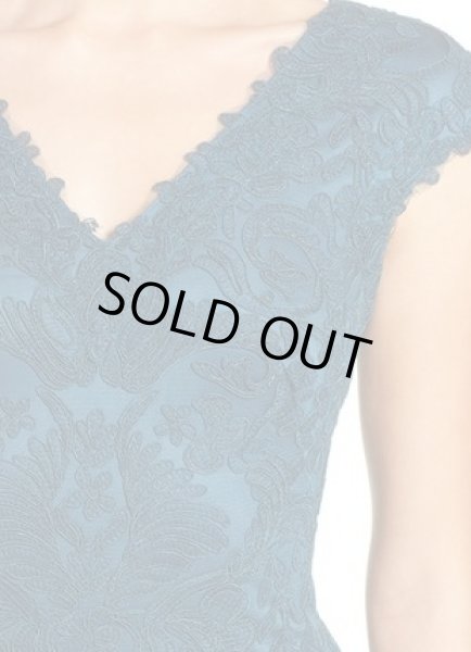 画像3: Tadashi Shoji  タダシショージ  Corded Lace Tulle Sheath Dress starry night ブルー系、グリーン系 (3)