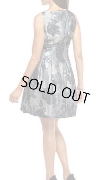 画像2: 【イバンカトランプ愛用】Ivanka Trump Floral Printed Brocade Fit and Flare Dres (2)