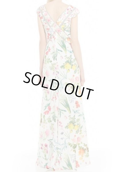 画像2: Tadashi Shoji タダシショージ  Cap Sleeve V-Back Floral Chiffon Gown ホワイト (2)