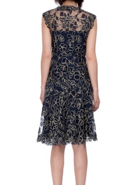 画像3: サイズ追加!【田中みな実さんご着用】Tadashi Shoji      Lace Sleeveless Dress ネイビー (3)