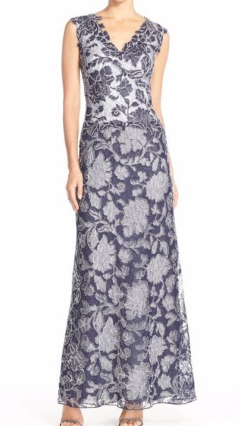 画像1: Tadashi Shoji タダシショージ　Embroidered Lace Gown　ネイビー系 (1)