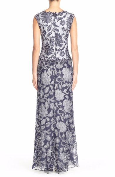 画像2: Tadashi Shoji タダシショージ Embroidered Lace Gown ネイビー系 (2)