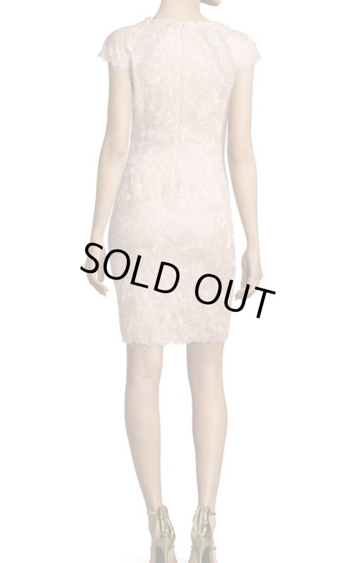 画像2: Tadashi Shoji タダシショージ　Cap-Sleeve Rose Lace Sheath Dress　ピンク (2)