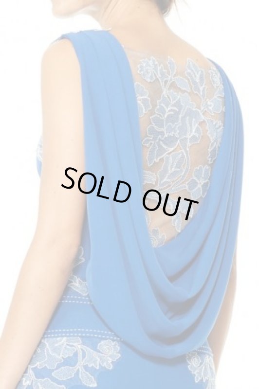 画像2: 【シャーロット・ケイト・フォックスさんご着用】Tadashi Shoji  タダシショージ   Cowl-Back Crepe Gown　ブルー系 (2)