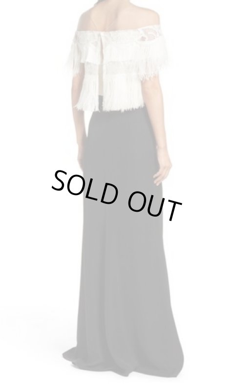 画像2: 1点のみ即発！Tadashi Shoji タダシショージ   Off the Shoulder Ostrich Feather Gown　ブラック  42301 (2)