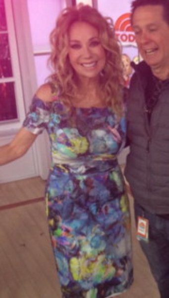 画像3: 【Kathie Lee Gifford愛用】Nicole Miller ニコルミラー  Cold-Shoulder Floral-Print Dress (3)