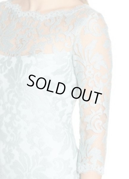 画像3: Tadashi Shoji タダシショージ Embroidered Lace Sheath Dress  Frosted Jade ブルー系 (3)