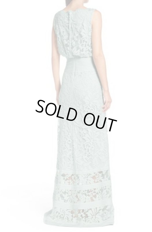 画像2: Tadashi Shoji タダシショージ    Lace Banded-Waist Gown　ブルー系　 (2)
