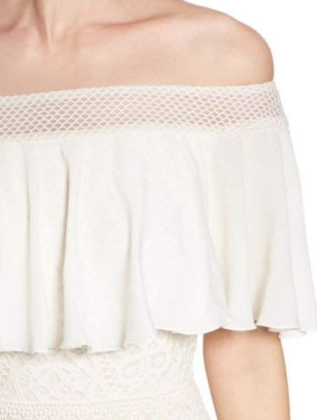 画像4: Tadashi Shoji タダシショージ   Off the Shoulder Sheath Dress アイボリー (4)